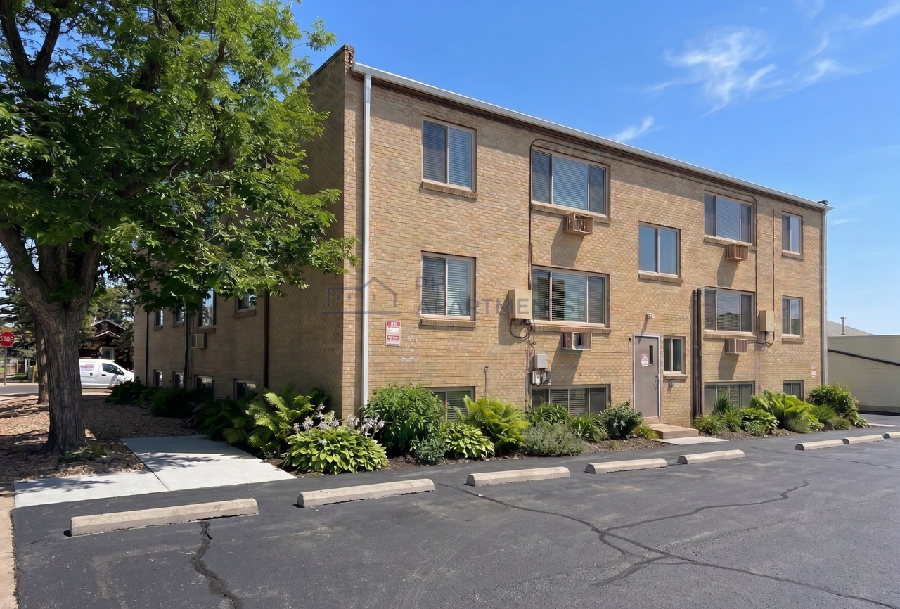 1400 Kingston Street - Photo 2 of 15