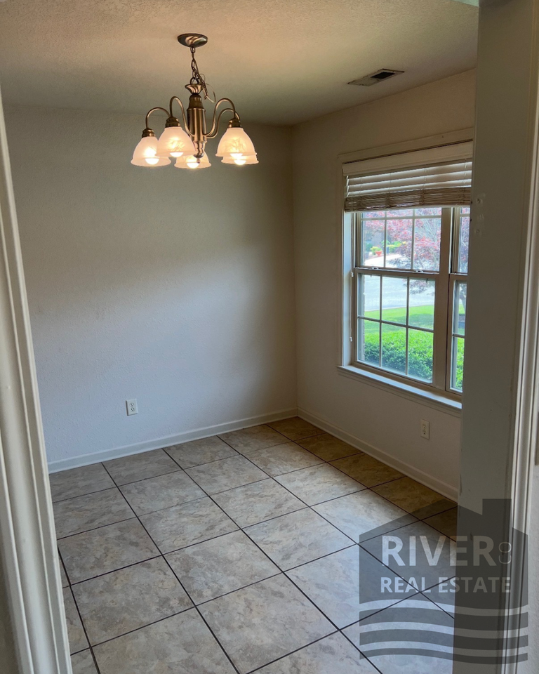 Deerbrooke Ln 100 - Photo 6 of 10