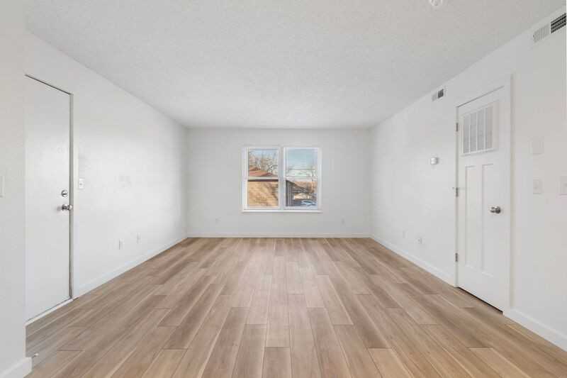 3170 W Greenwood St #34 - Photo 4 of 19