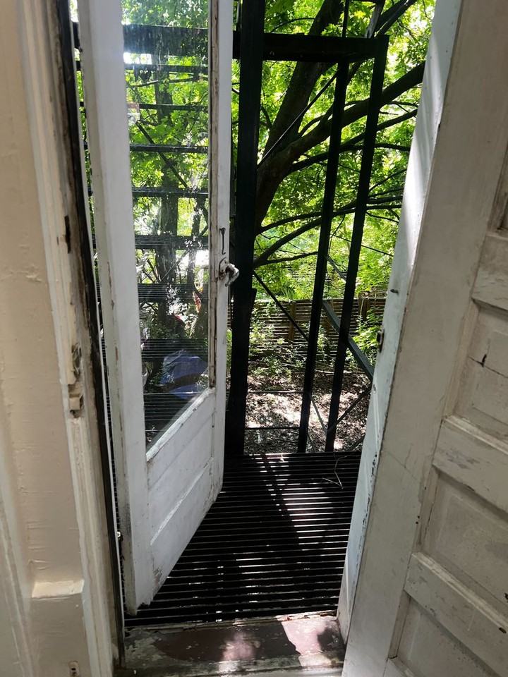 236 Lark St - Photo 7 of 10