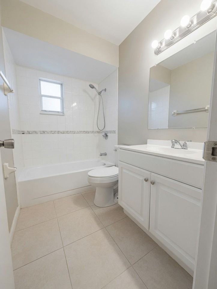287 Ruskin Street - Photo 6 of 10