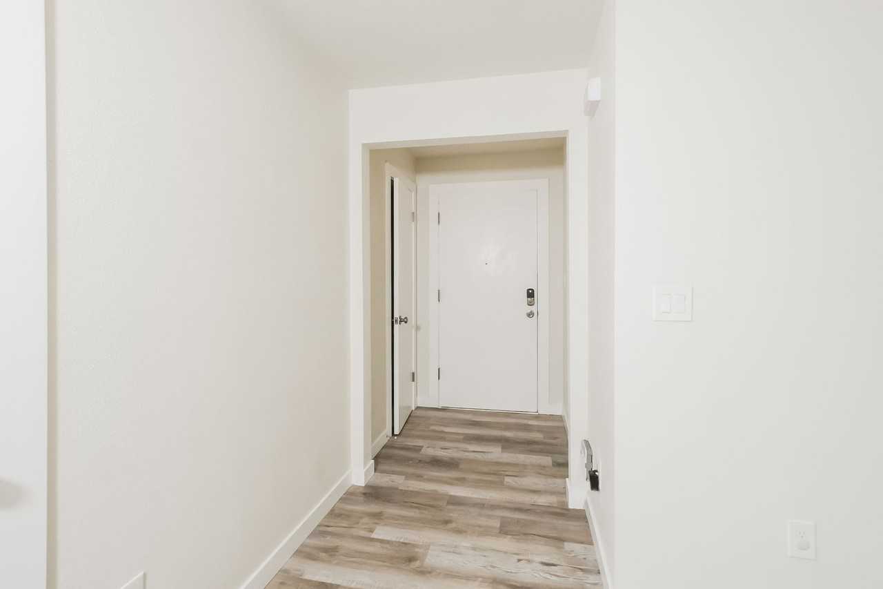 7151 Fauntleroy Way Sw - Photo 3 of 21