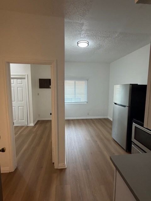 222 S. Avenue 18 - Photo 5 of 10