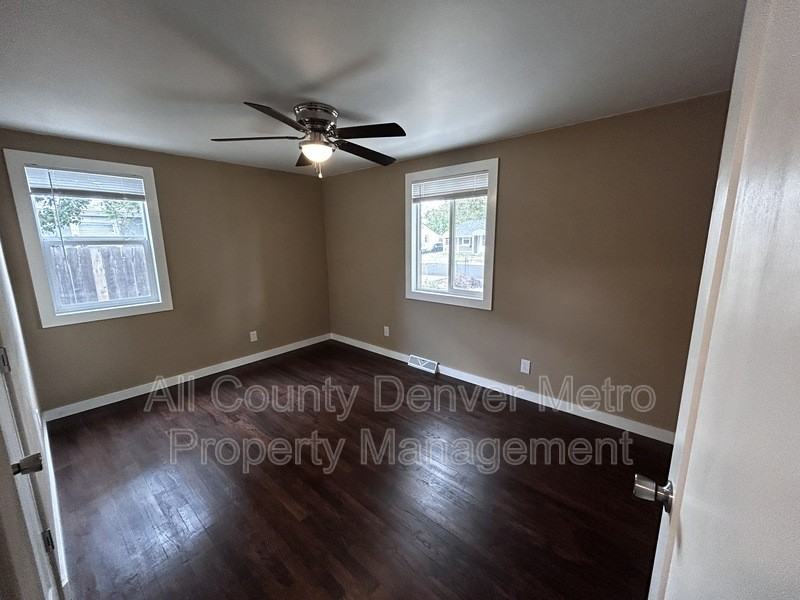 6915 W 55th Pl - Photo 6 of 12