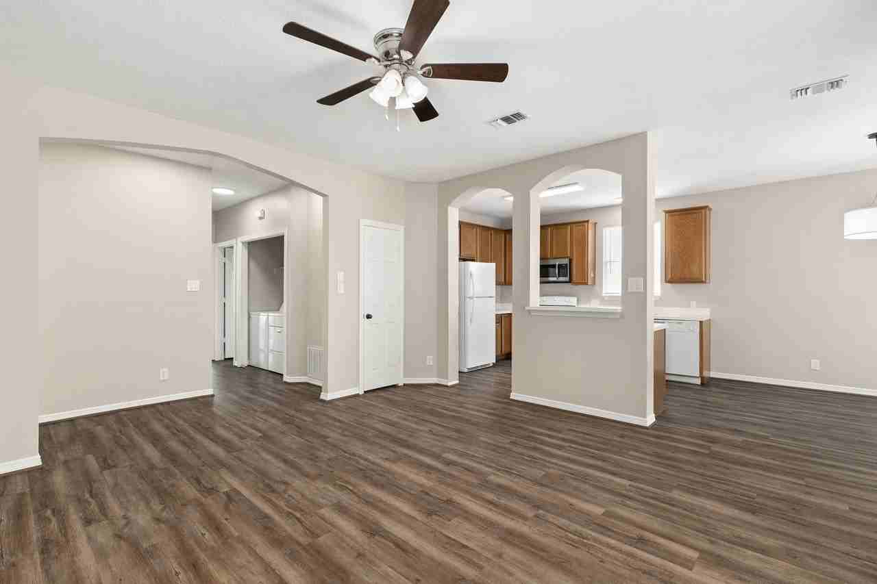 Stone Hill Apartments - Photo 3 of 14