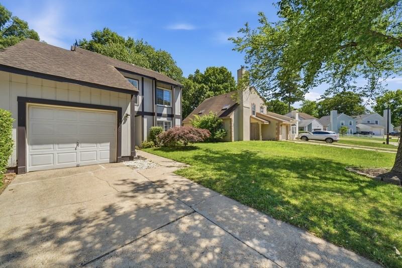 1810 Delaney St - Photo 2 of 34