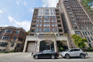 featured image of 434 W Melrose St