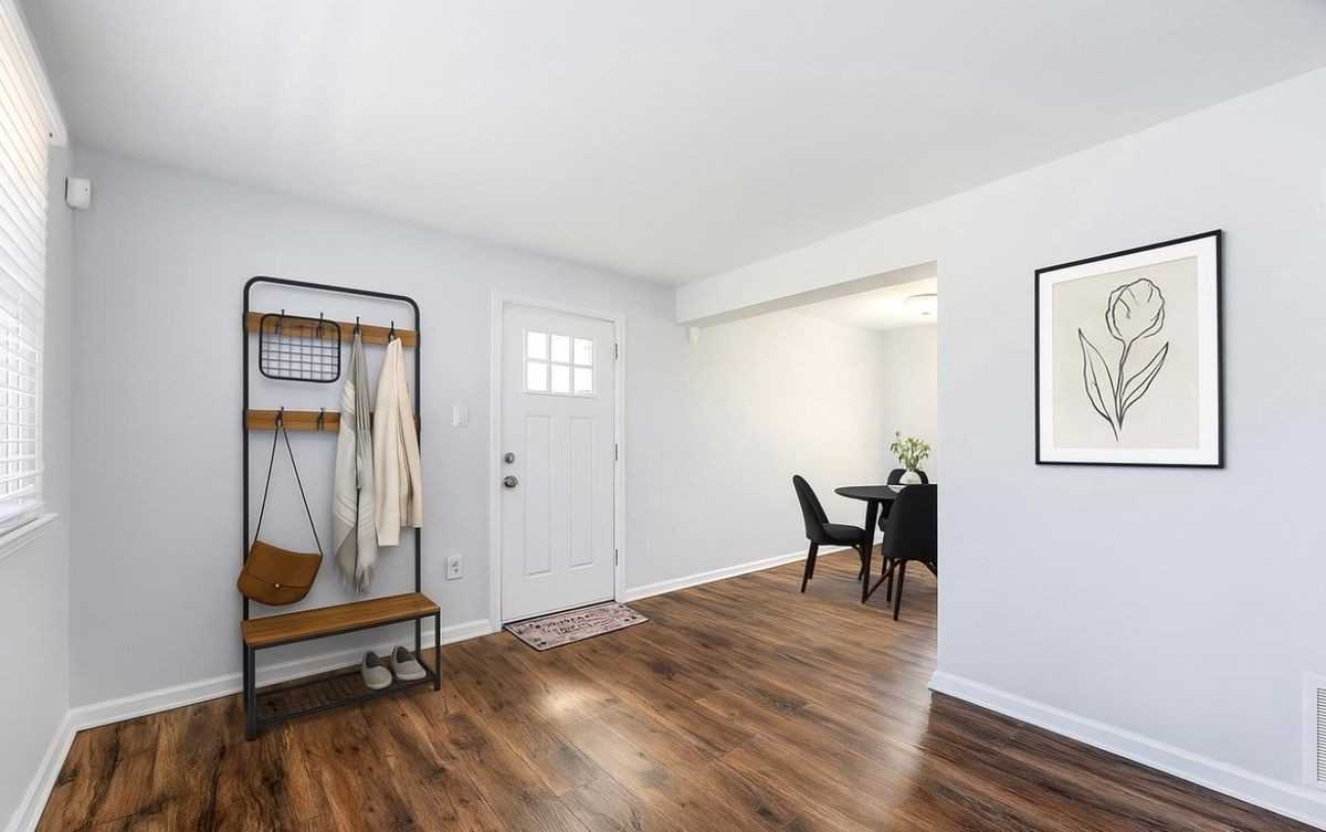 4003 25th Ave - Photo 5 of 12