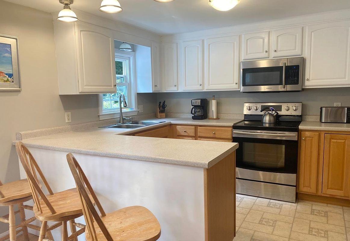 48 Dow Ln - Photo 2 of 19