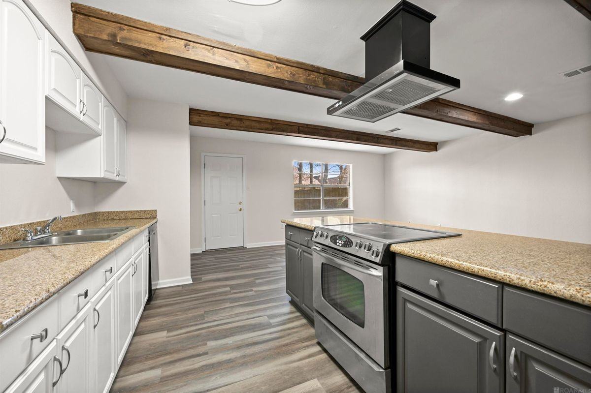 9219 Baronne Dr - Photo 4 of 10