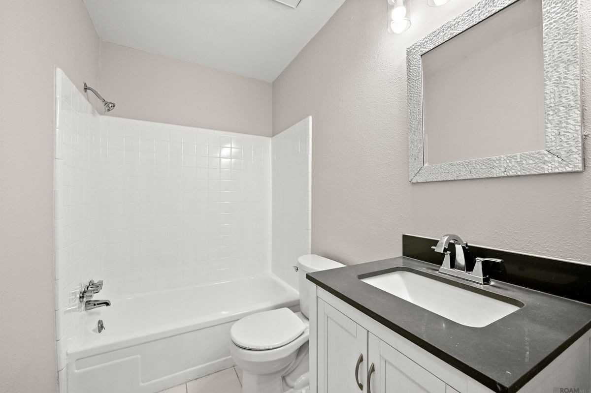 9219 Baronne Dr - Photo 5 of 10