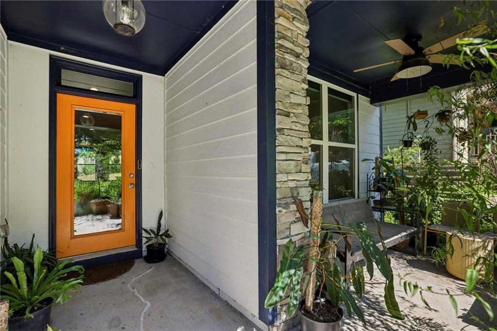 875 Beryl St Sw - Photo 3 of 28