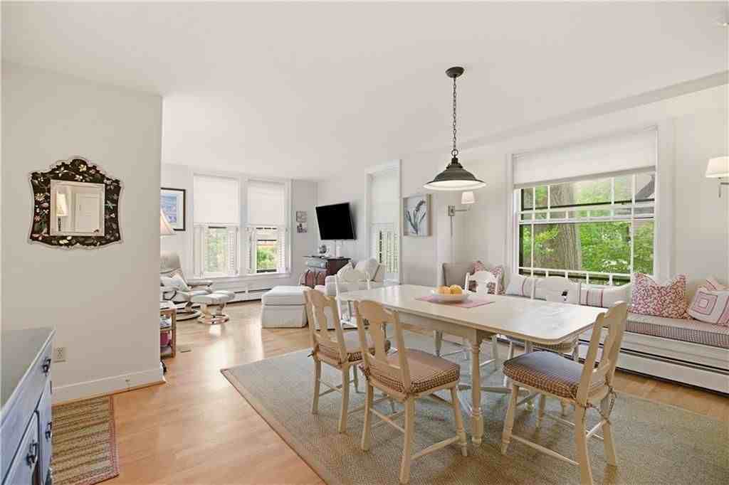 158 Narragansett Ave ##I - Photo 3 of 22
