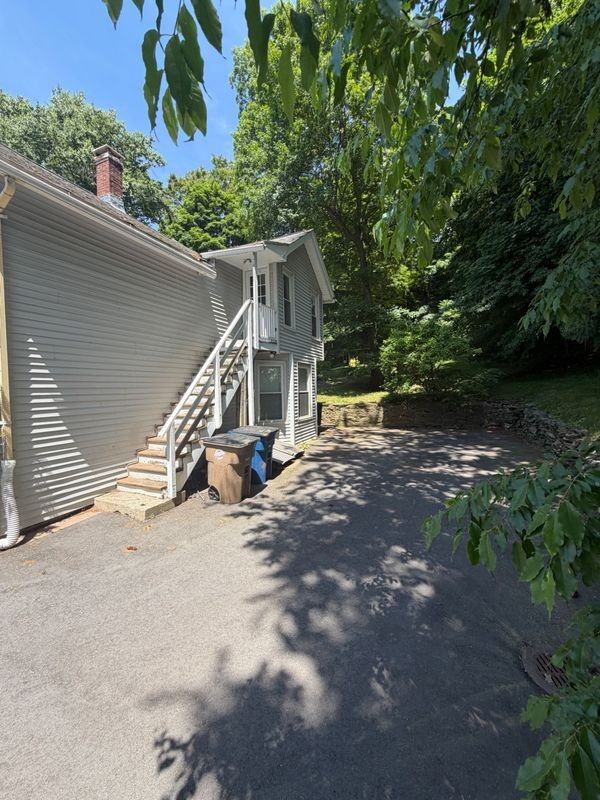 11 Hammond St - Photo 4 of 17