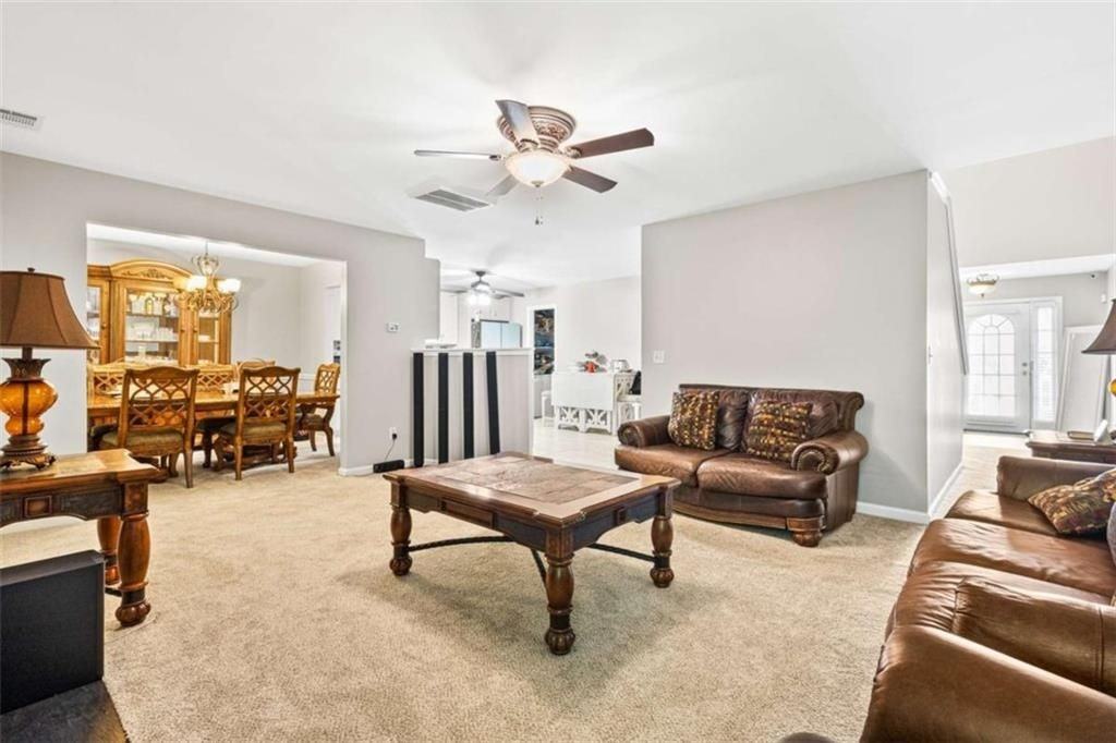 7155 Laurel Creek Dr - Photo 7 of 28