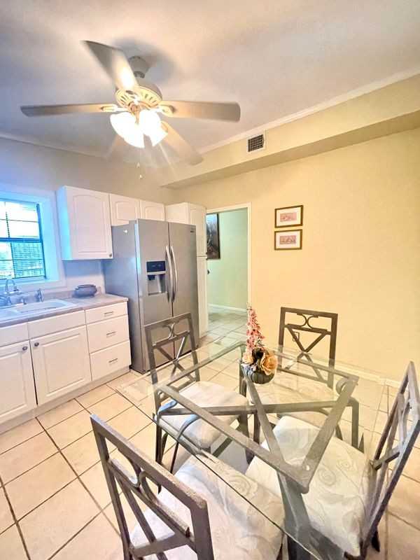 406 Longshadow Rd - Photo 6 of 12