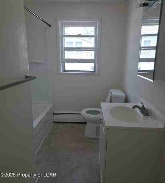 134 Nicholson St - Photo 6 of 10