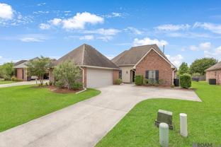 10743 Hillbrook Ave - Photo 1 of 1