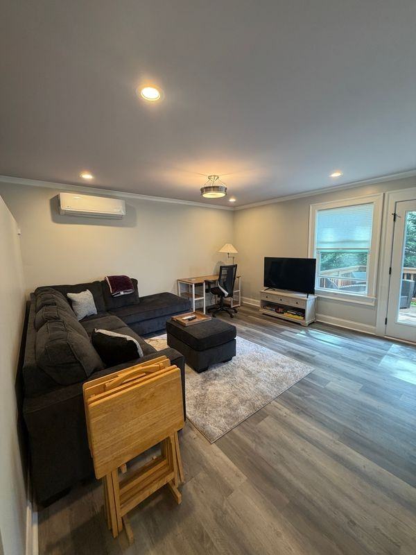 317 Morgan Pl Se - Photo 6 of 14