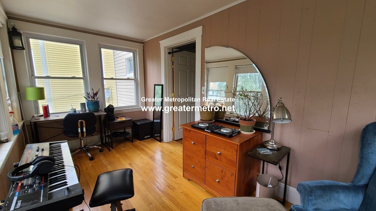23 Boston St #2 - Photo 7 of 32