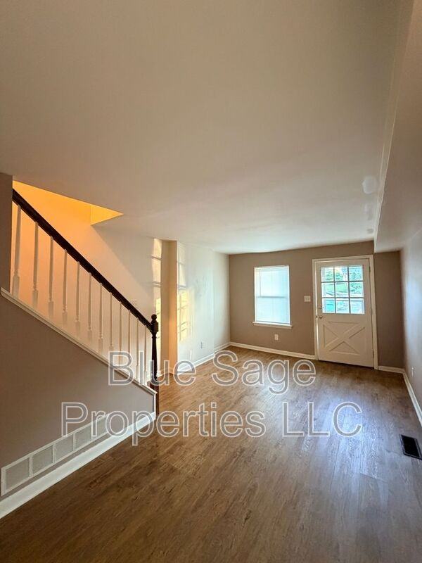 800 Main St #816 - Photo 4 of 20