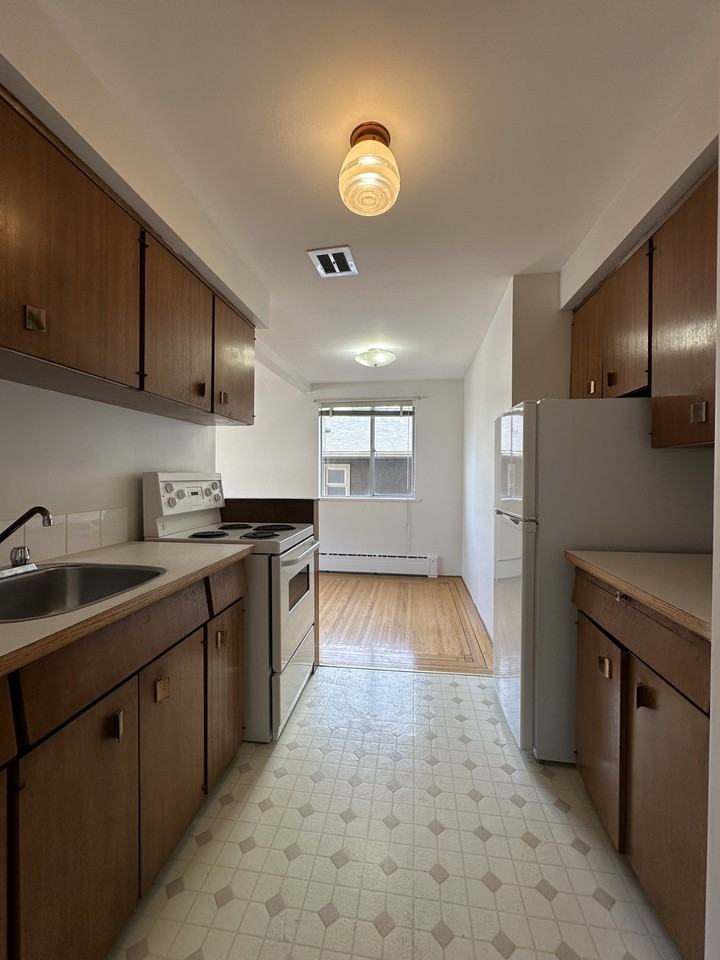 8625 Fremlin St #108 - Photo 3 of 6