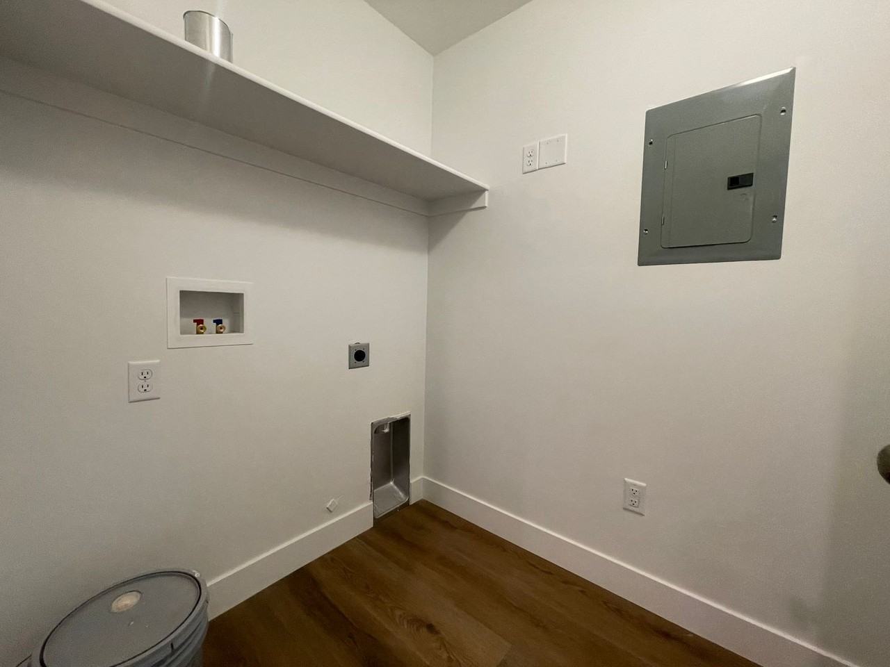 535 W 2530 N - Photo 5 of 10