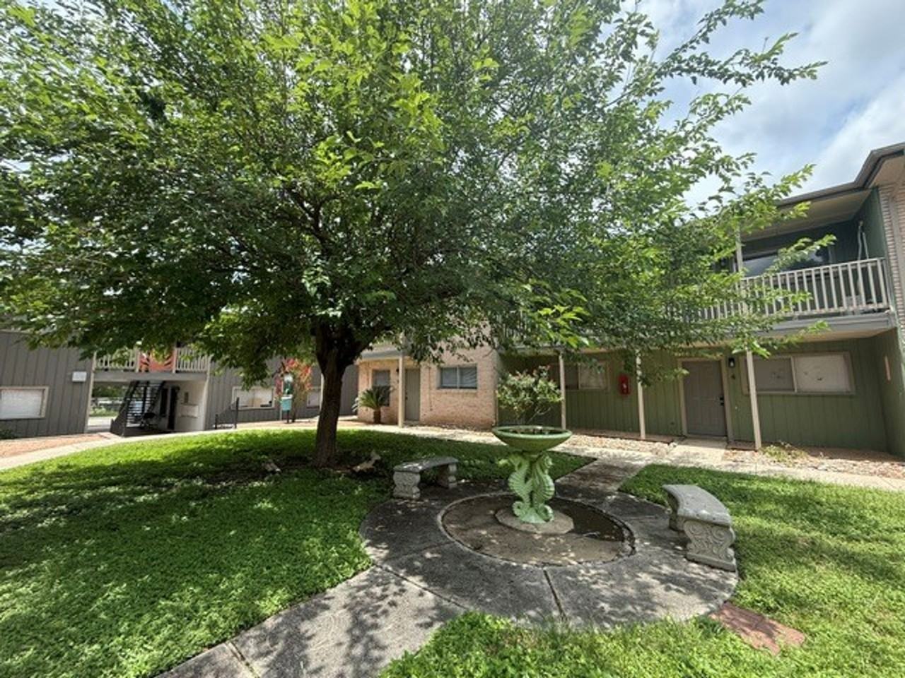 516 Gentleman Road - Photo 2 of 10