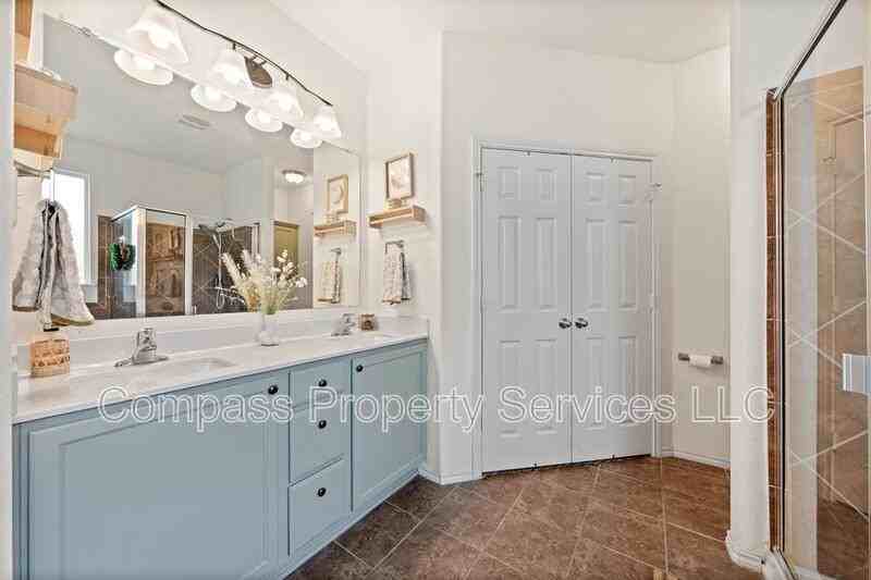 5516 Pinery Dr - Photo 7 of 17