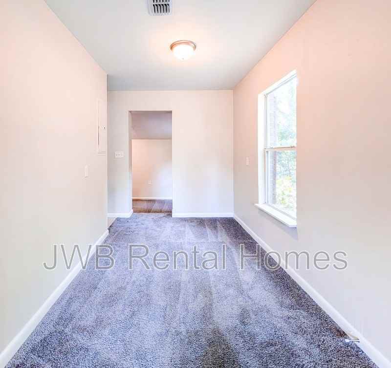 4523 Merrimac Ave - Photo 5 of 18