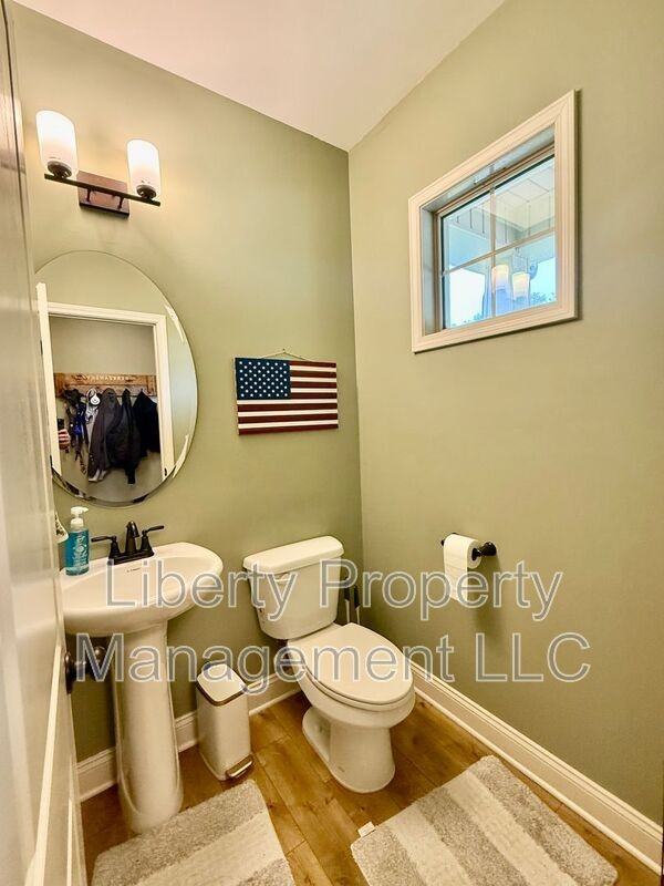 1218 Hayes Rd - Photo 5 of 23