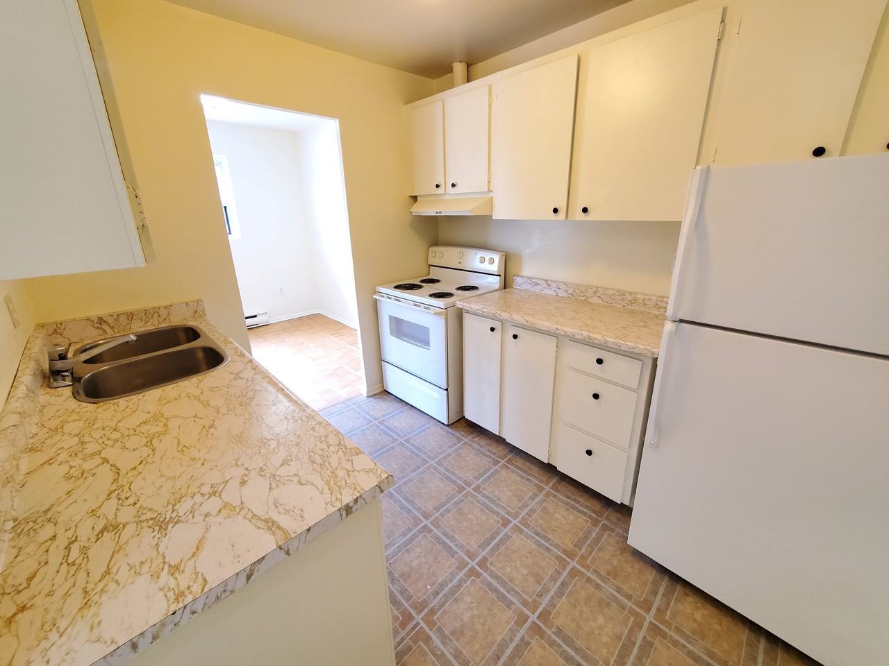 563 Oxford Street #207 - Photo 5 of 16