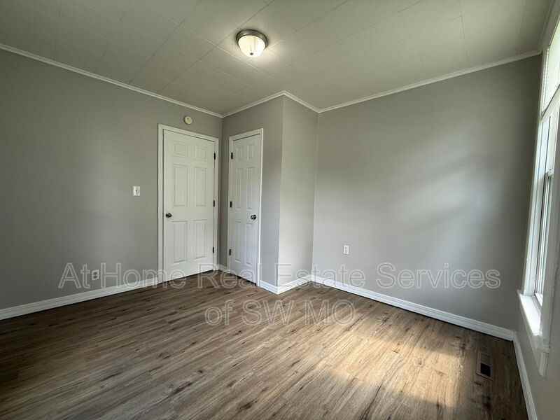 438 W Page St - Photo 7 of 16