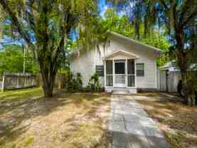 231 Sw 5th St - Photo 1 of 1