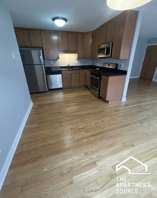 317 Wisconsin Ave #3C - Photo 2 of 14