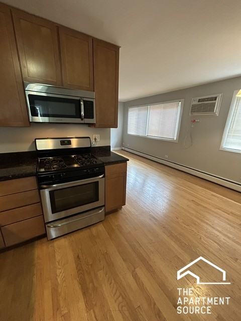 317 Wisconsin Ave #3C - Photo 5 of 14