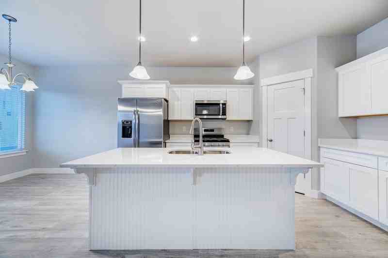 4888 W Pillar Dr - Photo 6 of 16
