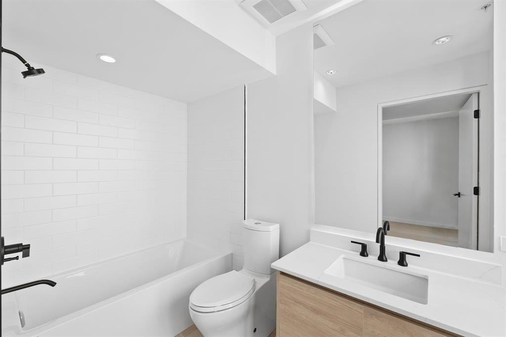 553 East 6th Avenue - Photo 7 of 16
