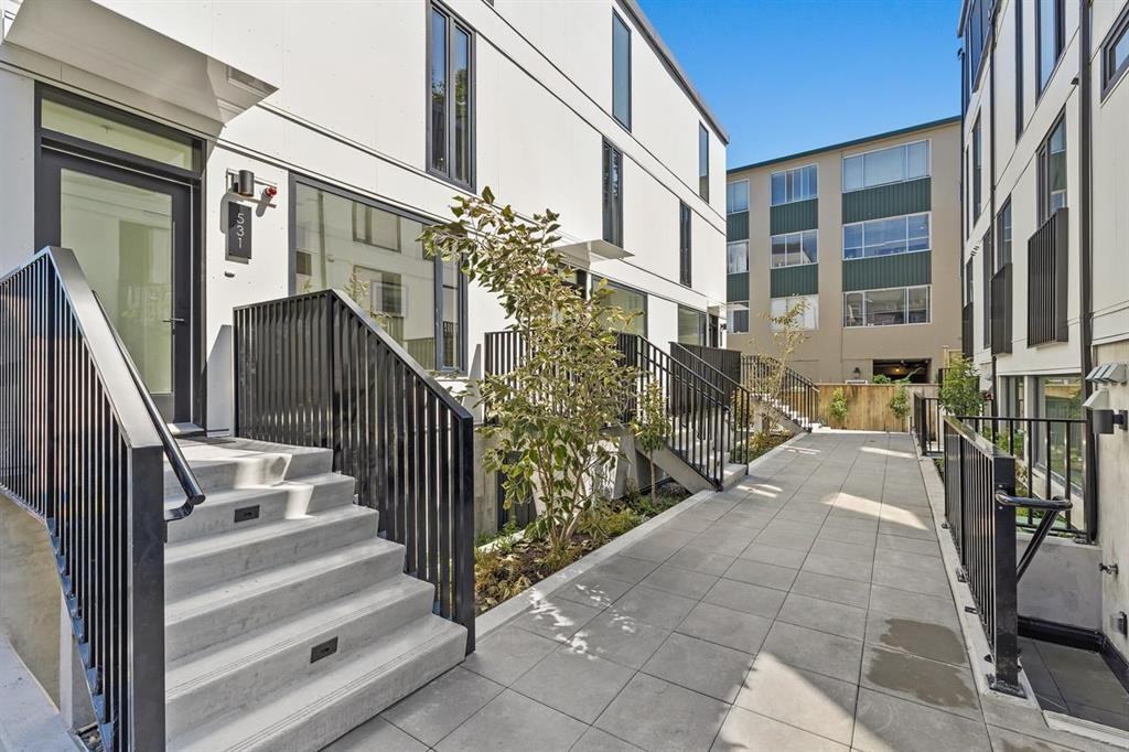 553 East 6th Avenue - Photo 13