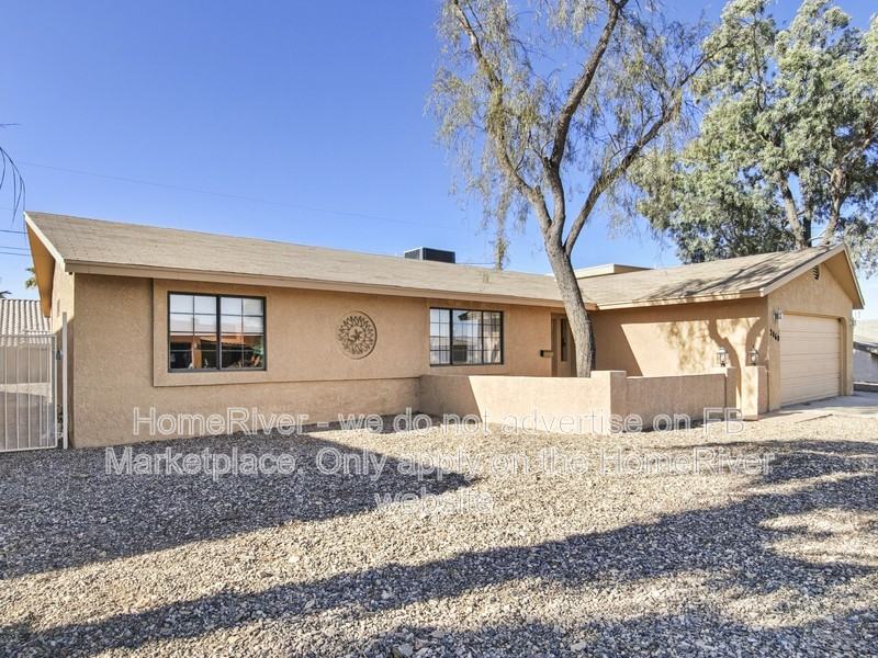 2860 Edgewood Dr - Photo 2 of 18
