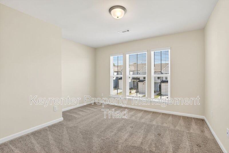 4009 Beckton Trl - Photo 6 of 40