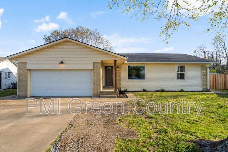 1601 S 1st Pl - Photo 2 of 23