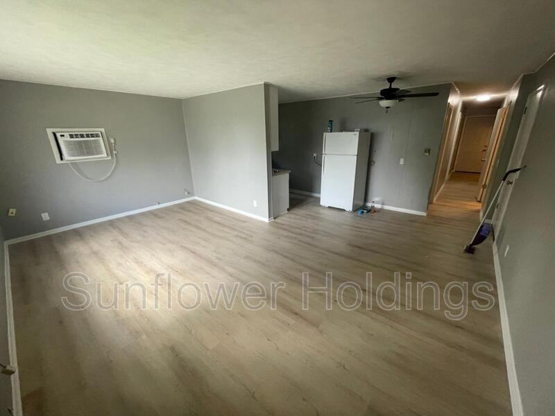 822 Vine St #4 - Photo 2 of 14