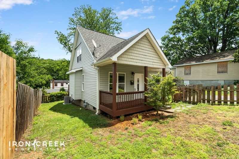 30 Olive St - Photo 2 of 25