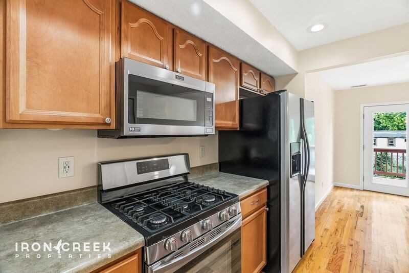 30 Olive St - Photo 7 of 25