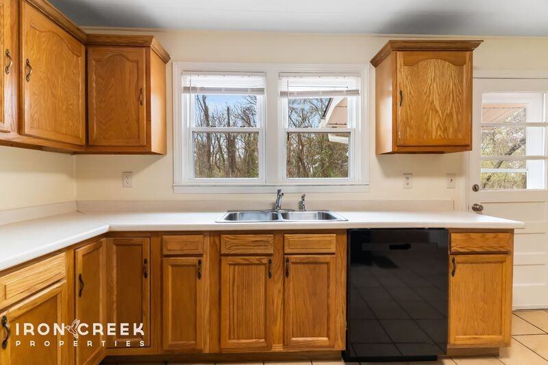 331 Hi Alta Ave - Photo 7 of 18