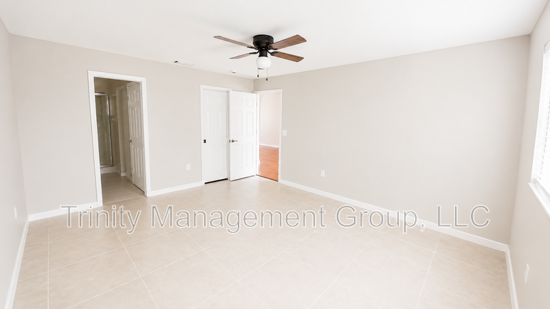 9400 Alta Sol Way - Photo 4 of 13