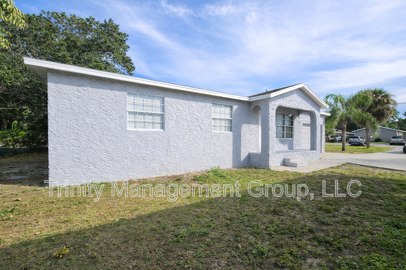 360 Jeru Blvd - Photo 3 of 20