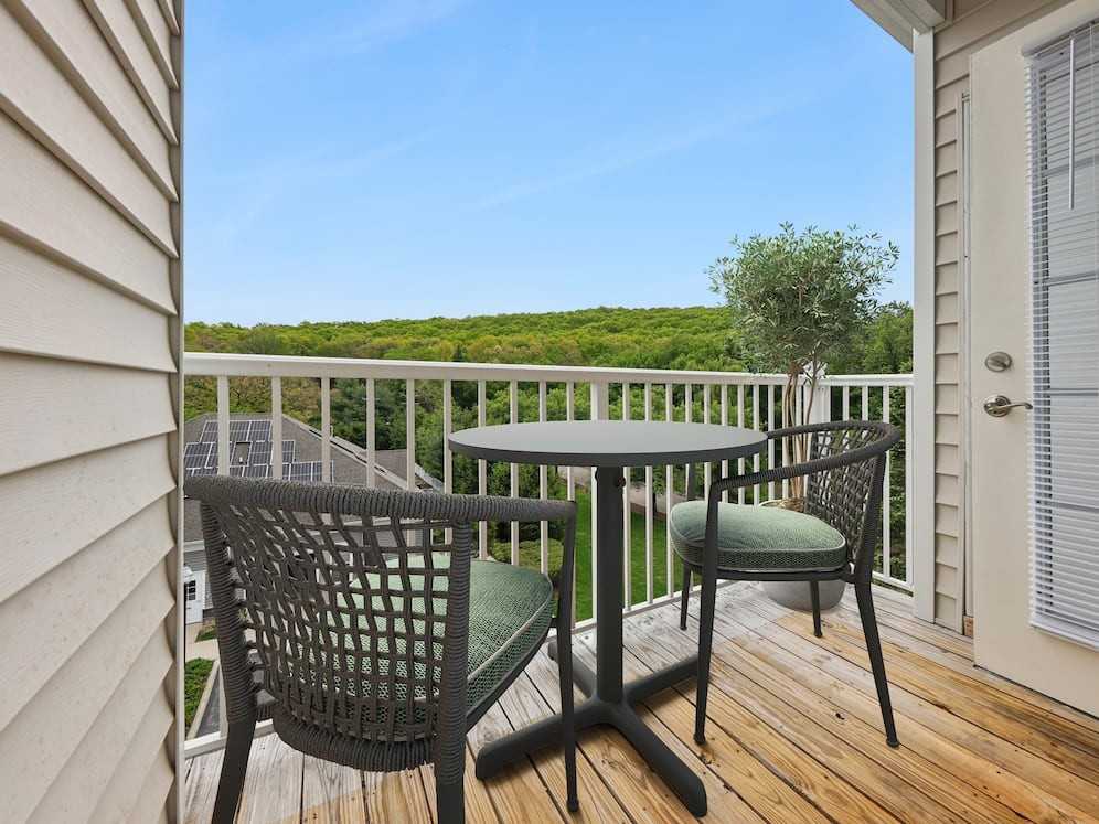 Avalon Bloomingdale - Photo 4 of 28
