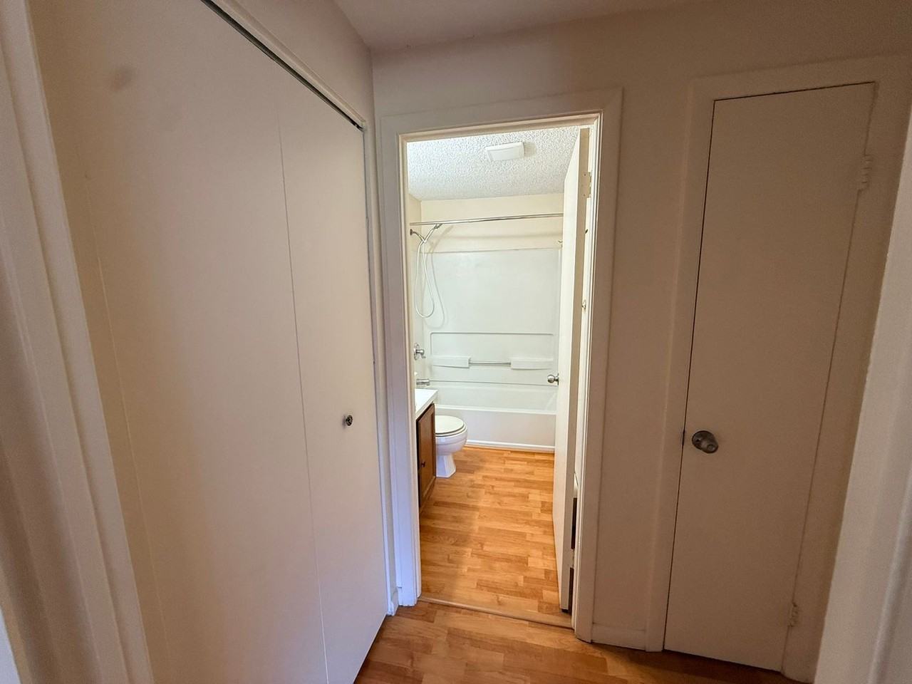 Woodmere Place - Photo 7 of 41